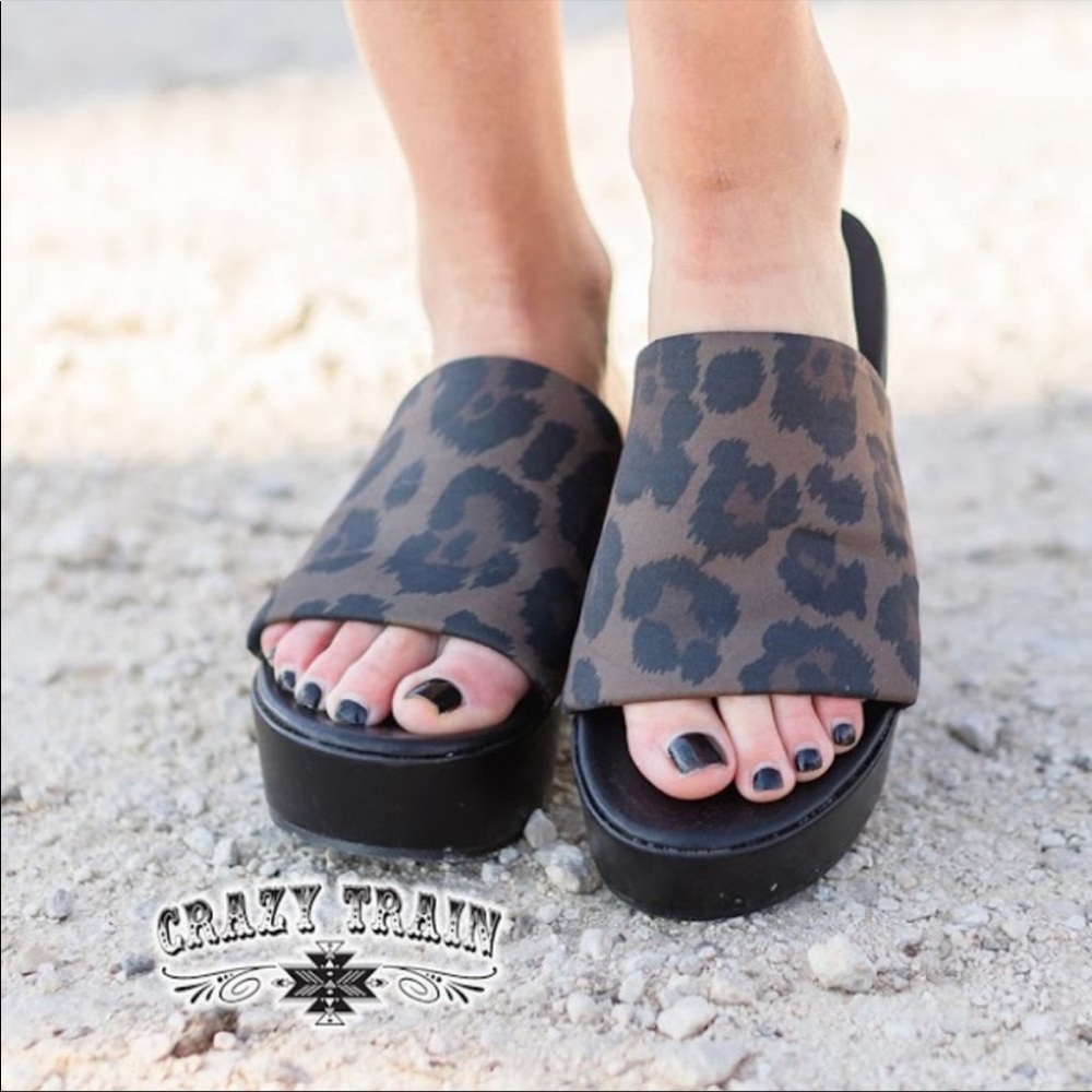 NEW Crazy Train 90’s Platty Leopard Slides